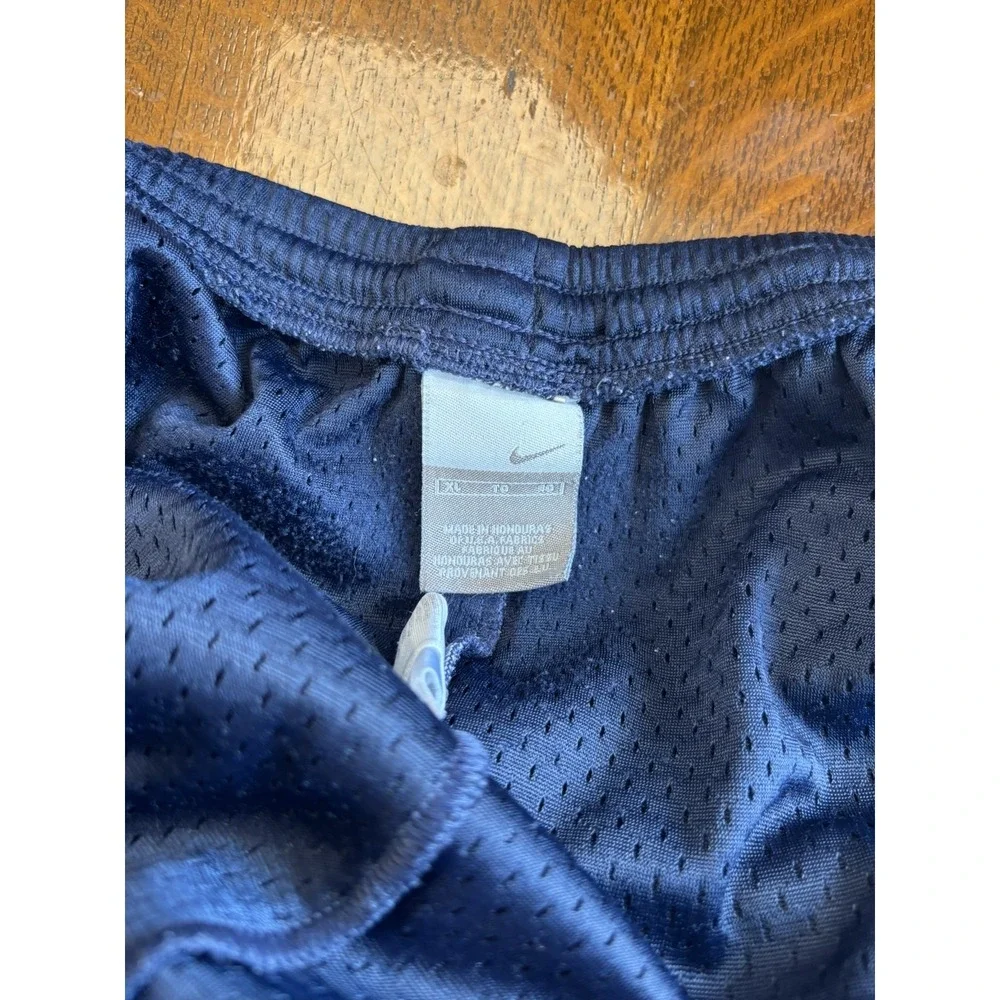 Vintage Y2K Nike Shorts Mens XL Navy Blue Athletic Mesh Performance‎ Swoosh